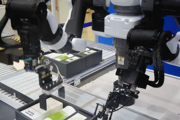 Industrial Robot Motor Control Solution